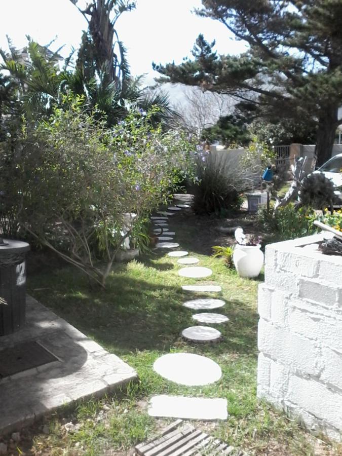 Self Catering Unit 7, Sandbaai Херманус Екстериор снимка